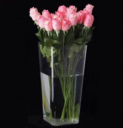 820/2 Ваза акриловая квадратная 16*16*31 1/30		